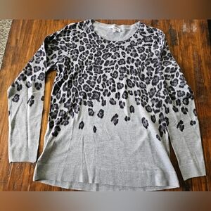 Northern Reflections Leopard Print Sweater Size small